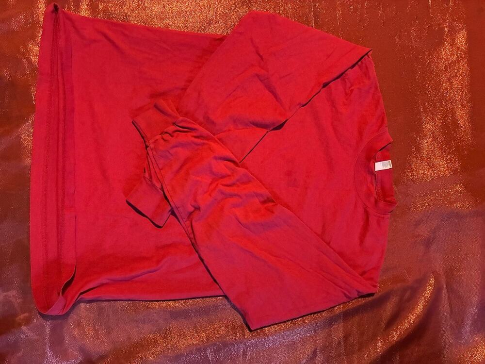 Long Sleeve T-Shirt Mens M Red Crew Neck Basic Casual Cotton Blend Soft Tee